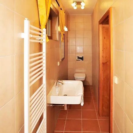 Kristin Hrádek Hotel *